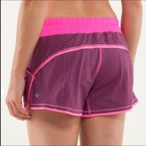 Lululemon tracker shorts